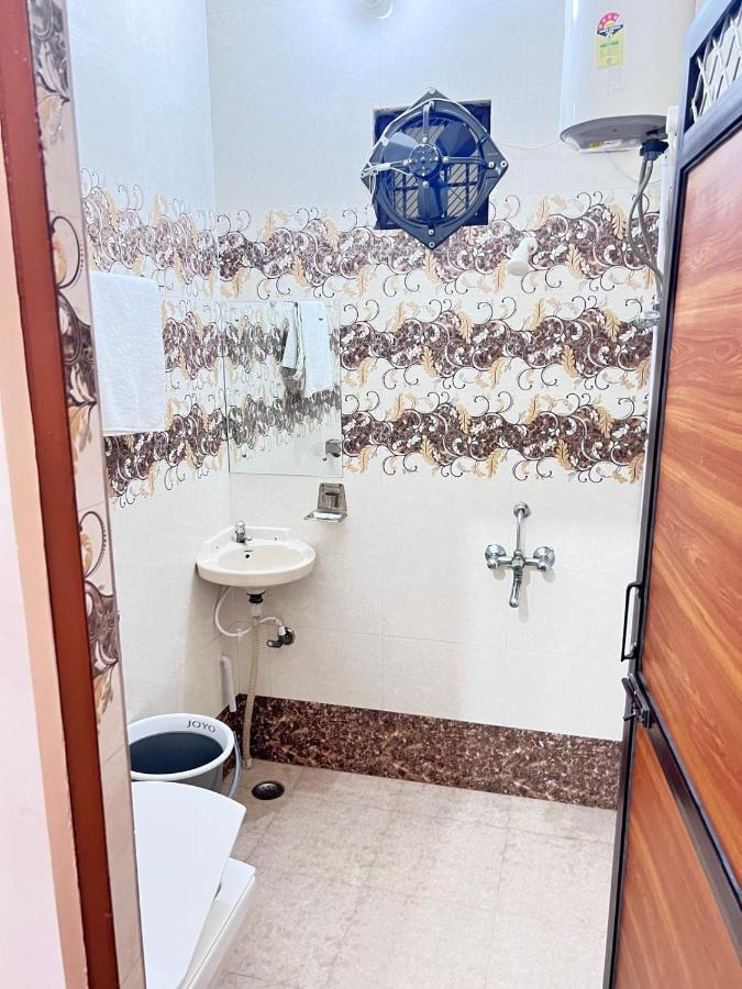 The Orchid Villa Homestay - Walkable Distance From Taj Mahal Agra (Uttar Pradesh) Exterior foto